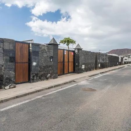 Tatil Evi Bali Playa Blanca